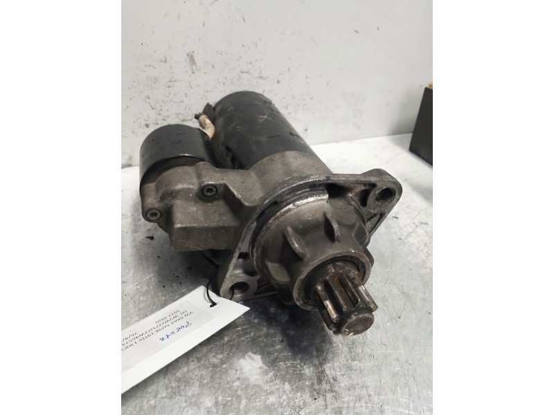 Recambio de motor arranque para volkswagen golf iv berlina (1j1) highline referencia OEM IAM   
