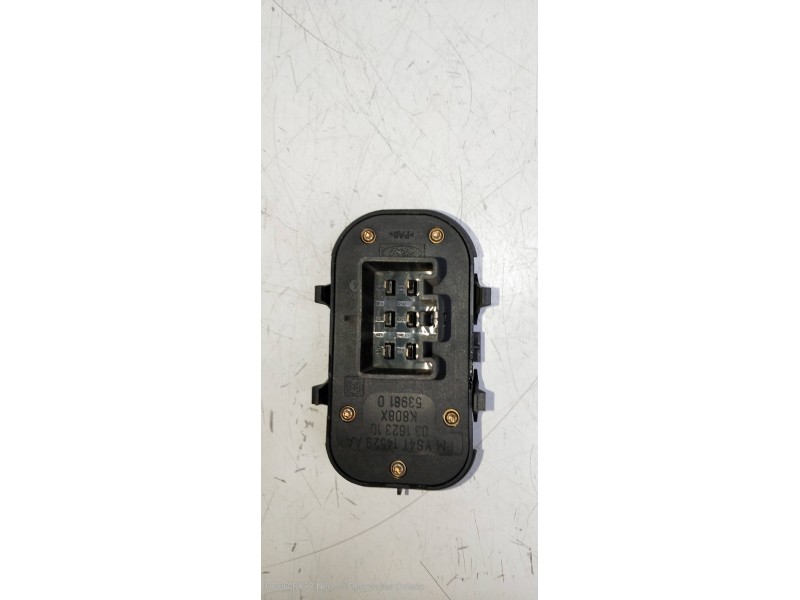 Recambio de mando elevalunas delantero izquierdo para ford focus berlina (cak) ambiente referencia OEM IAM YS4T14529AA  