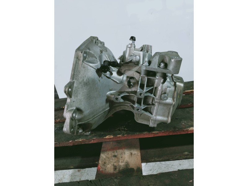 Recambio de caja cambios para opel astra g berlina comfort referencia OEM IAM F13C374 B28331 C374 5V
