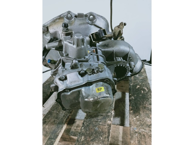 Recambio de caja cambios para opel astra f berlina básico referencia OEM IAM W374 A02373 5V