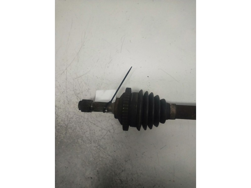 Recambio de transmision delantera derecha para peugeot 206 berlina x-line referencia OEM IAM 9666153180  