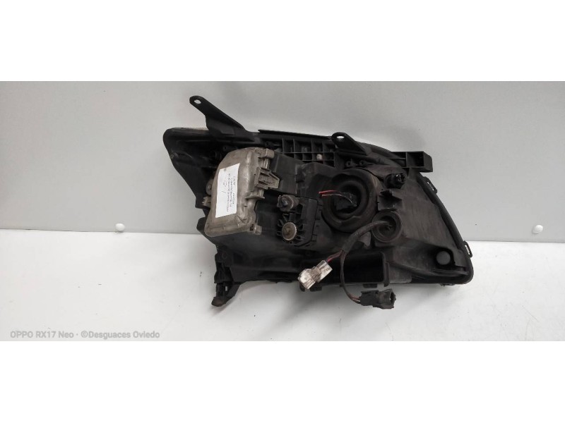 Recambio de faro izquierdo para toyota avensis wagon (t25) 2.2 d-4d executive referencia OEM IAM   