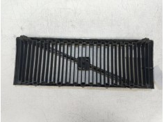 Recambio de rejilla delantera para volvo serie 740 berlina/familiar referencia OEM IAM    2