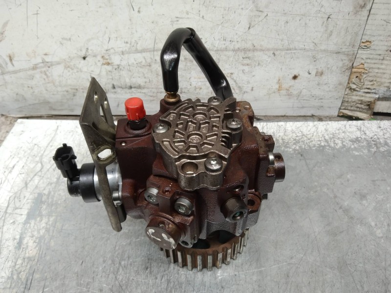 Recambio de bomba inyeccion para citroen c4 berlina collection referencia OEM IAM 0445010102 9656300380 