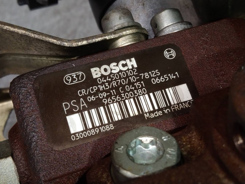 Recambio de bomba inyeccion para citroen c4 berlina collection referencia OEM IAM 0445010102 9656300380 