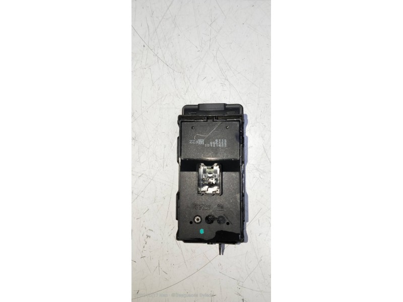 Recambio de mando elevalunas delantero izquierdo para opel insignia berlina excellence referencia OEM IAM 22315121  