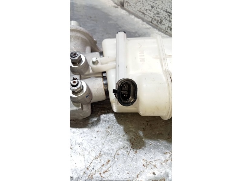 Recambio de bomba freno para ford ka (ccu) trend + referencia OEM IAM 32069666  