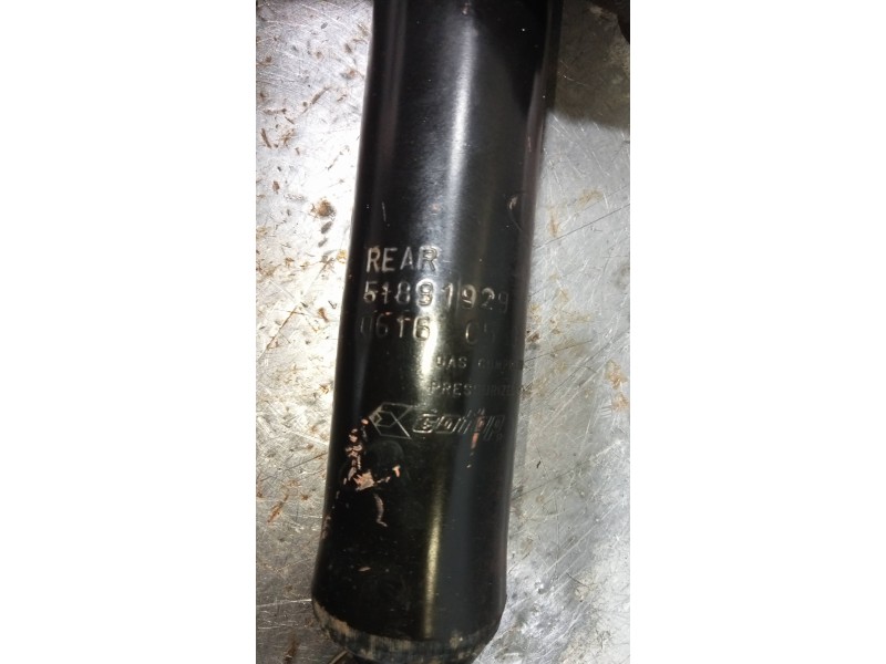 Recambio de amortiguador trasero izquierdo para ford ka (ccu) trend + referencia OEM IAM 51891929  