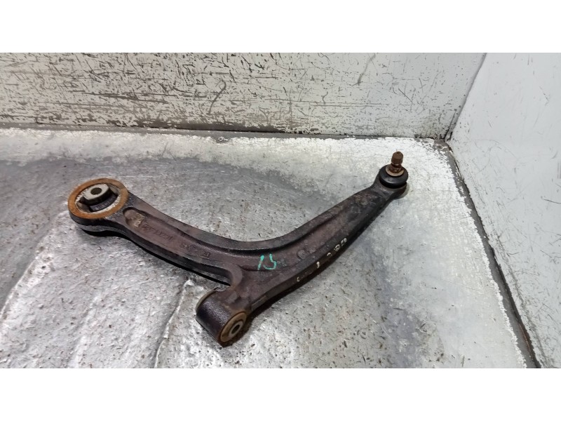 Recambio de brazo suspension inferior delantero izquierdo para ford ka (ccu) trend + referencia OEM IAM 50710291  
