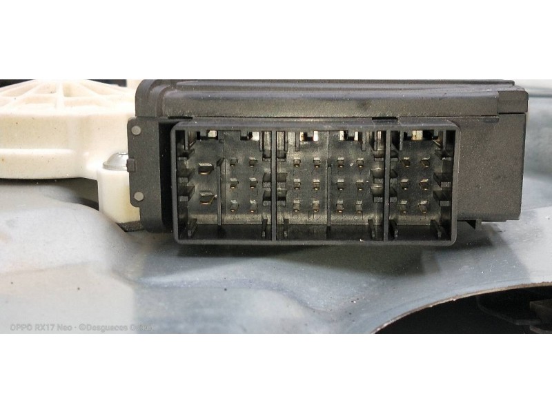 Recambio de elevalunas delantero derecho para seat cordoba berlina (6l2) signo/a referencia OEM IAM 6L4837756 6Q2959801A 4P