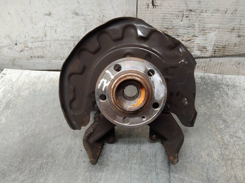 Recambio de mangueta delantera izquierda para volkswagen polo (6c1) advance bluemotion referencia OEM IAM   