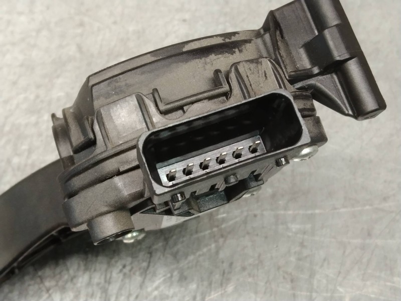 Recambio de potenciometro pedal para opel insignia berlina excellence referencia OEM IAM 6PV00976500 13237352 