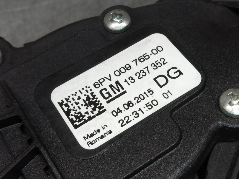 Recambio de potenciometro pedal para opel insignia berlina excellence referencia OEM IAM 6PV00976500 13237352 