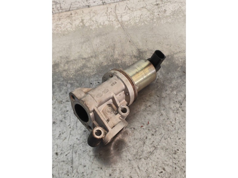 Recambio de valvula egr para kia picanto 1.1 crdi active referencia OEM IAM 284102A120  