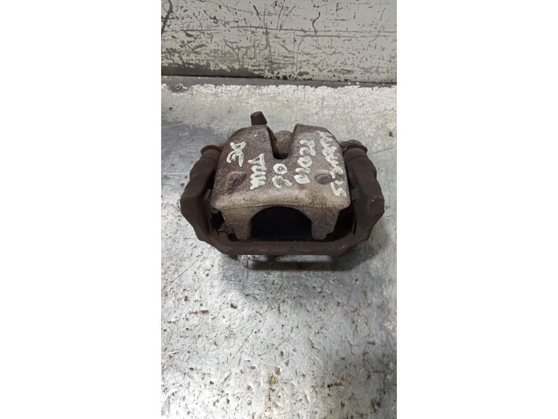 Recambio de pinza freno trasera derecha para toyota avensis wagon (t25) 2.2 d-4d executive referencia OEM IAM   