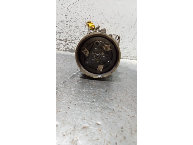 Recambio de compresor aire acondicionado para renault laguna ii (bg0) privilege referencia OEM IAM SD7V161243  