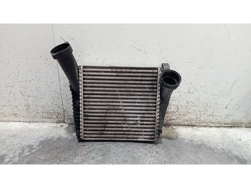 Recambio de intercooler para audi q7 (4l) 3.0 tdi referencia OEM IAM 7L6142803C  IZQUIERDO