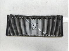 Recambio de rejilla delantera para volvo serie 940 berlina/familiar 2.3 gle familiar referencia OEM IAM    2