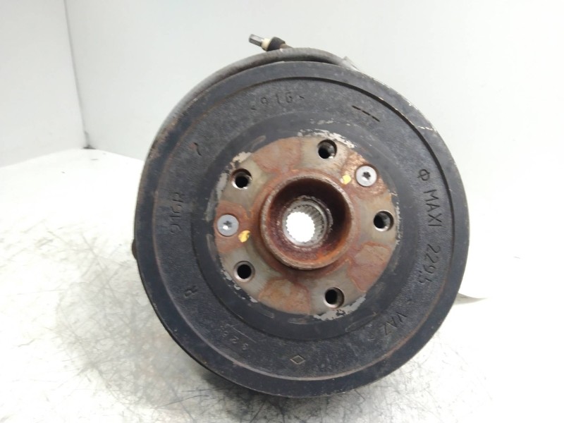 Recambio de mangueta trasera derecha para dacia duster ii 1.5 dci diesel fap cat referencia OEM IAM   