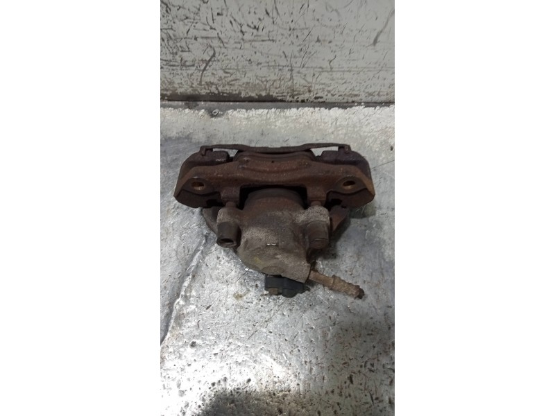 Recambio de pinza freno delantera derecha para mercedes sprinter 02.00  caja cerrada 208 cdi (901.6/902.661-662) referencia OEM 