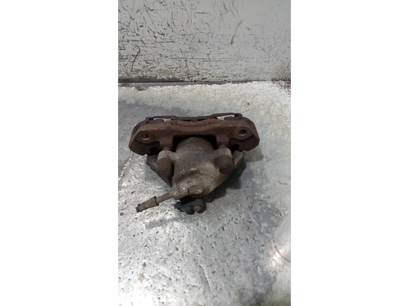 Recambio de pinza freno delantera izquierda para mercedes sprinter 02.00  caja cerrada 208 cdi (901.6/902.661-662) referencia OE