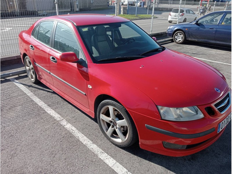 saab 9-3 berlina del año 2004