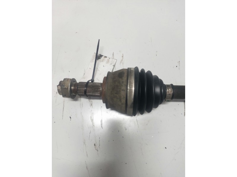 Recambio de transmision delantera izquierda para alfa romeo 146 1.4 16v cat referencia OEM IAM 4630734  