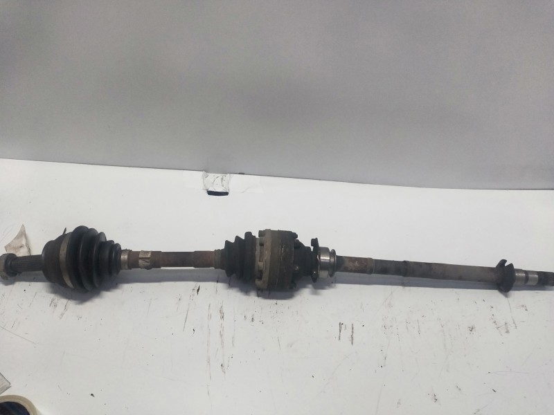 Recambio de transmision delantera derecha para alfa romeo 145 1.6 16v cat referencia OEM IAM 46867351  