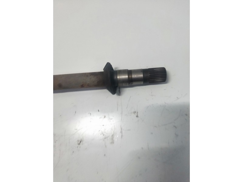 Recambio de transmision delantera derecha para alfa romeo 145 1.6 16v cat referencia OEM IAM 46867351  