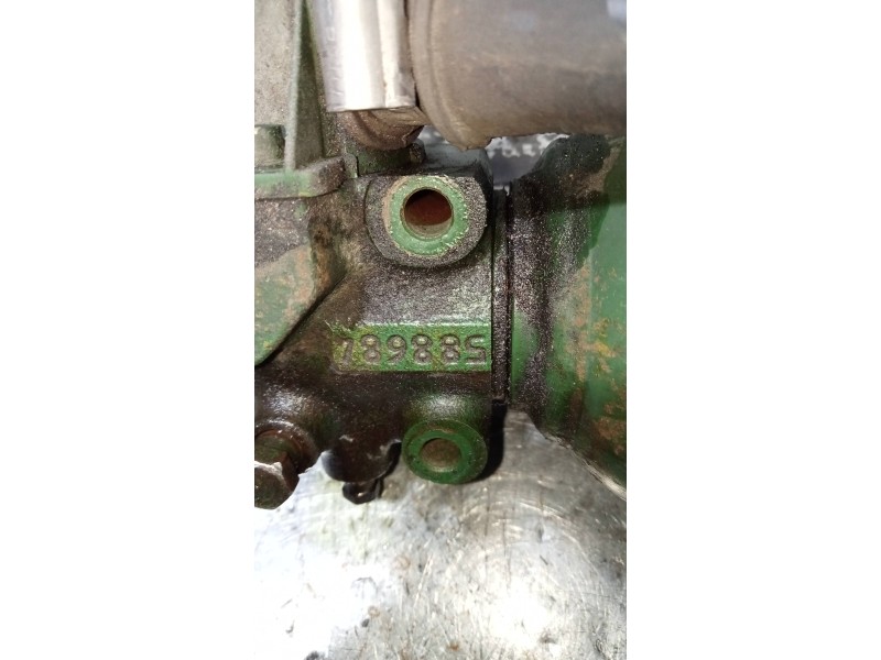 Recambio de acumulador central amortiguacion para citroen bx berlina 14 e referencia OEM IAM 588684  