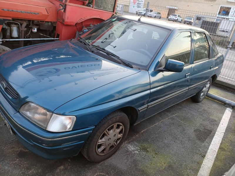 ford escort berlina/turnier del año 1994