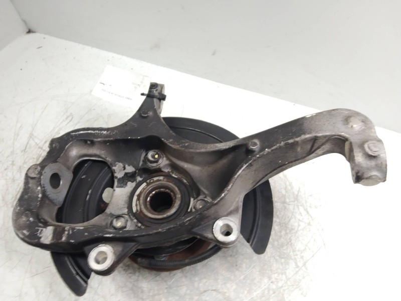 Recambio de mangueta delantera derecha para dodge nitro se referencia OEM IAM    Recambio de mangueta delantera derecha para dodge nitro se referencia OEM IAM