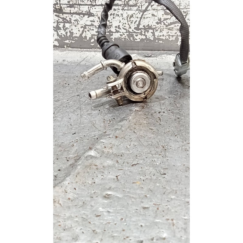 Recambio de inyector para mercedes clase a berlina (bm 177) a 180 d (177.103) referencia OEM IAM A2C39941900  ADBLUE