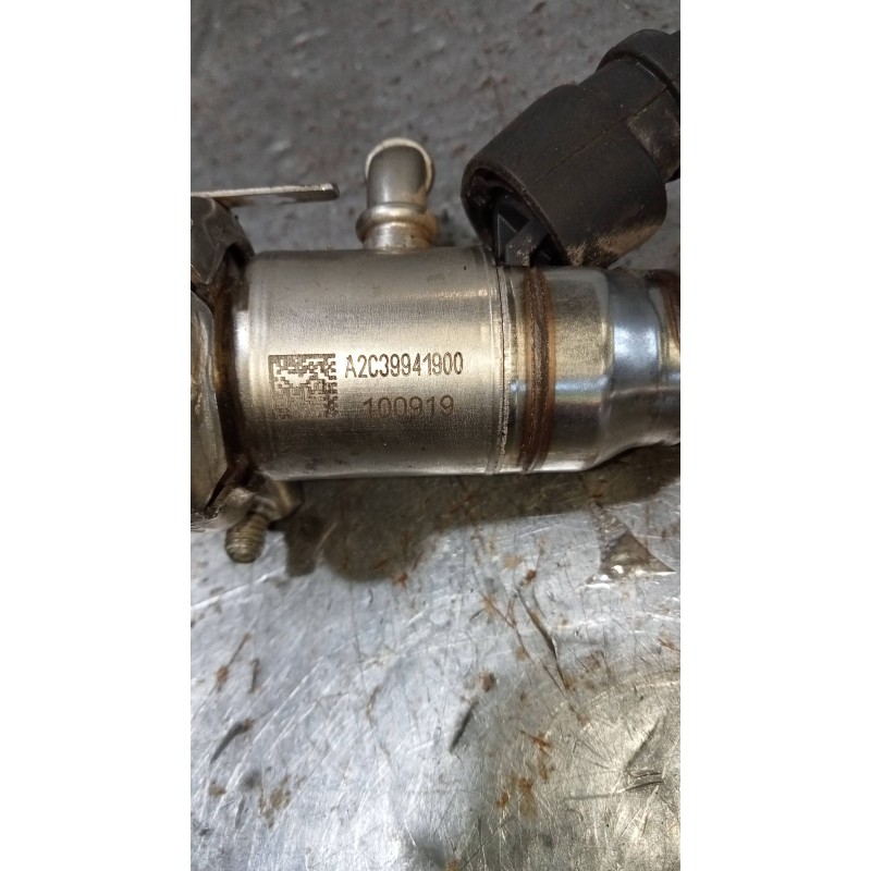 Recambio de inyector para mercedes clase a berlina (bm 177) a 180 d (177.103) referencia OEM IAM A2C39941900  ADBLUE