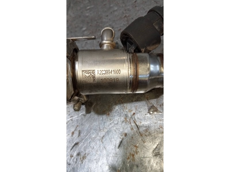 Recambio de inyector para mercedes clase a berlina (bm 177) a 180 d (177.103) referencia OEM IAM A2C39941900  ADBLUE