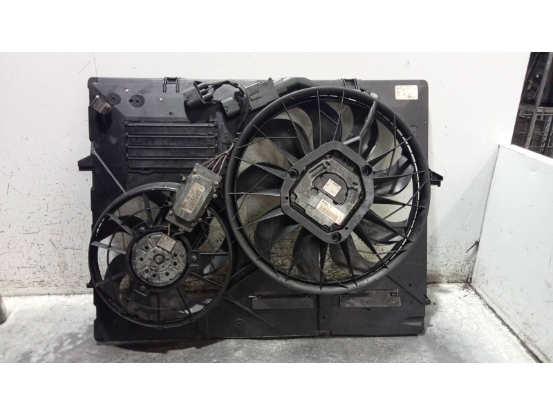 Recambio de electroventilador para audi q7 (4l) 3.0 tdi referencia OEM IAM 7L0121203G 0130706809 7L0959455E 0130706202