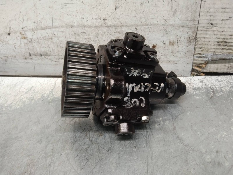 Recambio de bomba inyeccion para opel vectra c berlina cosmo referencia OEM IAM 0445010097  