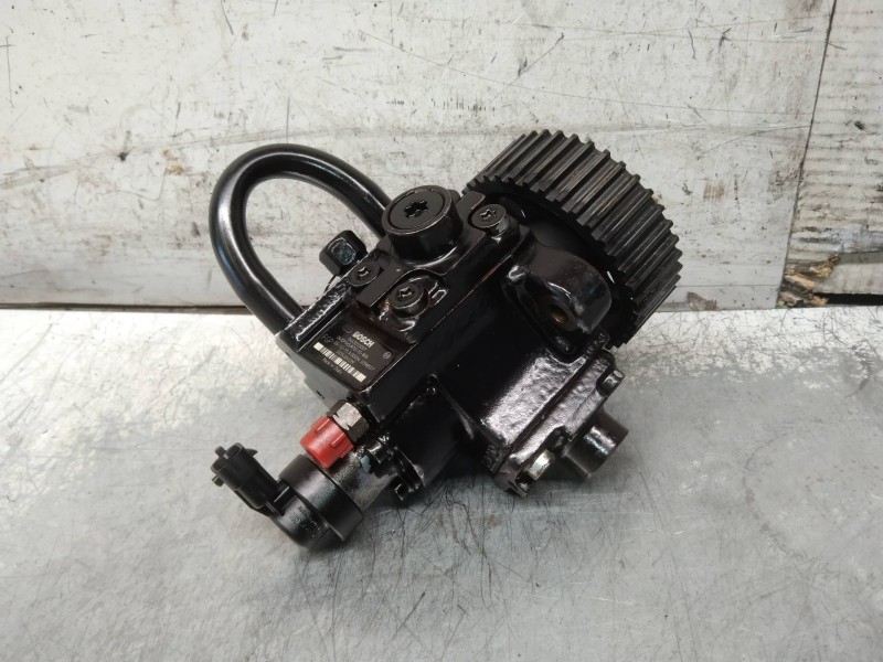 Recambio de bomba inyeccion para opel vectra c berlina cosmo referencia OEM IAM 0445010097  
