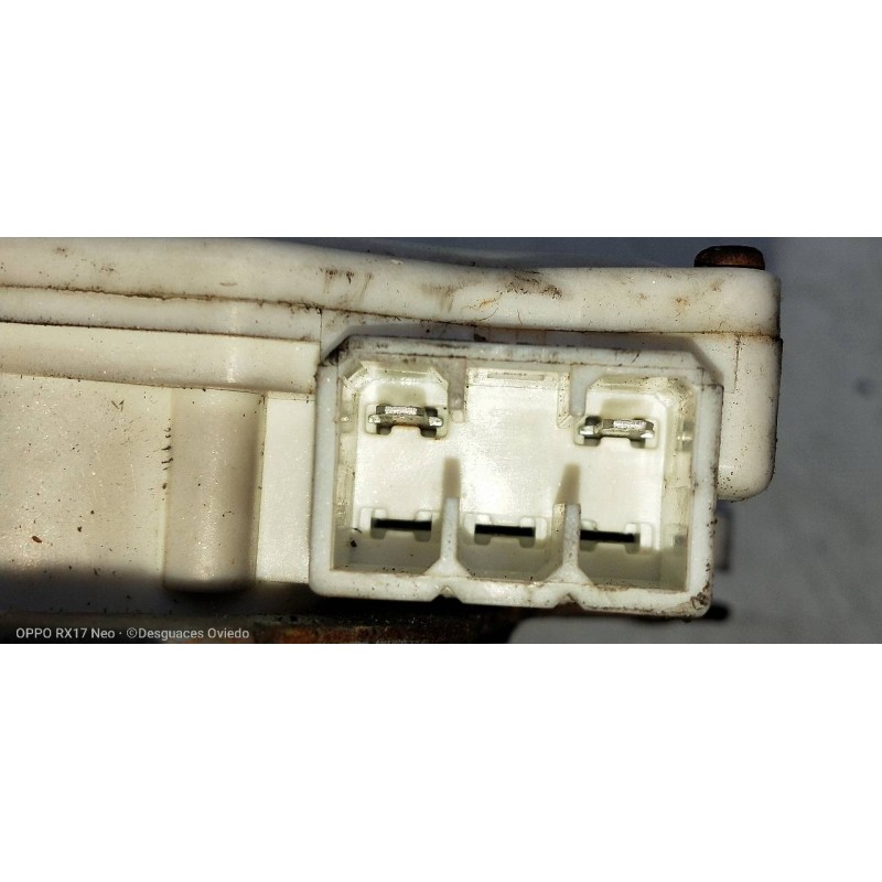 Recambio de motor cierre centralizado trasero izquierdo para mitsubishi montero sport (k90) 2.5 td gls referencia OEM IAM MR4321