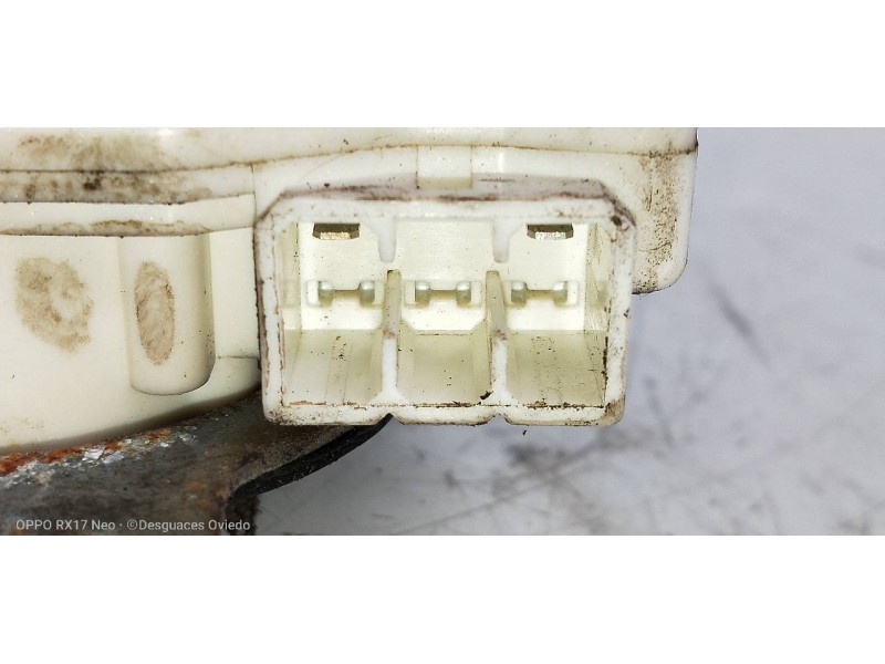 Recambio de motor cierre centralizado trasero derecho para mitsubishi montero sport (k90) 2.5 td gls referencia OEM IAM MR432147