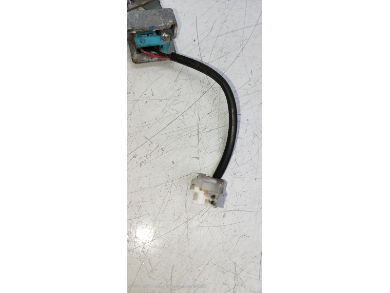 Recambio de elevalunas trasero derecho para mitsubishi montero sport (k90) 2.5 td gls referencia OEM IAM   5P