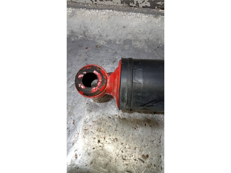 Recambio de amortiguador trasero derecho para mitsubishi montero sport (k90) 2.5 td gls referencia OEM IAM   