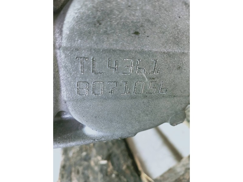 Recambio de caja cambios para dacia duster ii comfort referencia OEM IAM TL4361 B071056 6V