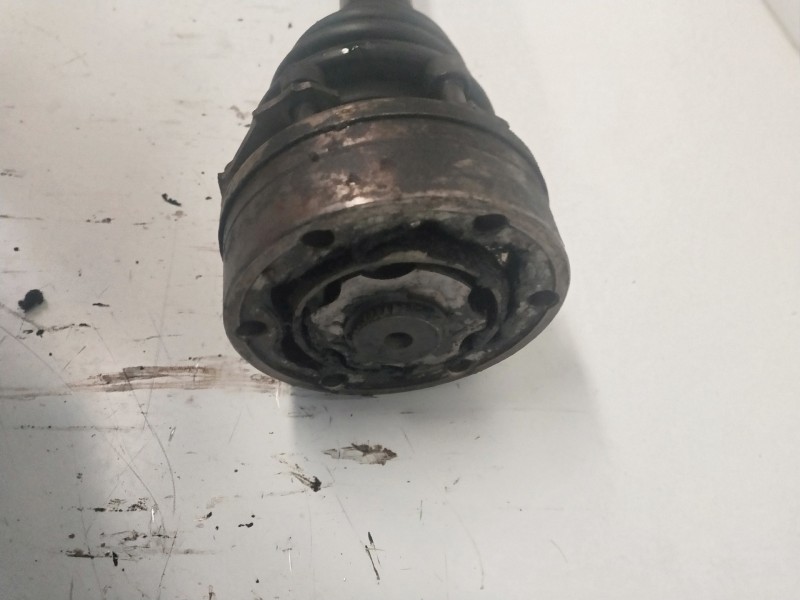 Recambio de transmision delantera izquierda para audi 80/90 (893) 80 quattro referencia OEM IAM   