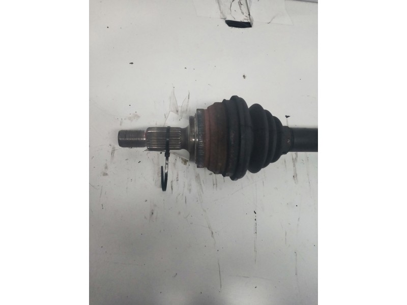 Recambio de transmision trasera izquierda para audi 80/90 (893) 80 quattro referencia OEM IAM   