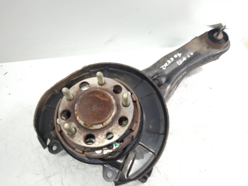 Recambio de mangueta trasera izquierda para dodge caliber 2.0 16v crd cat referencia OEM IAM    Recambio de mangueta trasera izquierda para dodge caliber 2.0 16v crd cat referencia OEM IAM