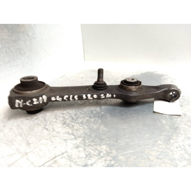 Recambio de brazo suspension superior delantero derecho para mercedes clase cls (w219) 3.0 cdi cat referencia OEM IAM   