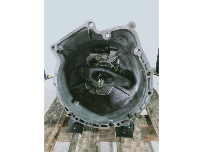 Recambio de caja cambios para bmw serie 5 berlina (e34) 520i (95kw) referencia OEM IAM AKG 0174805 5V