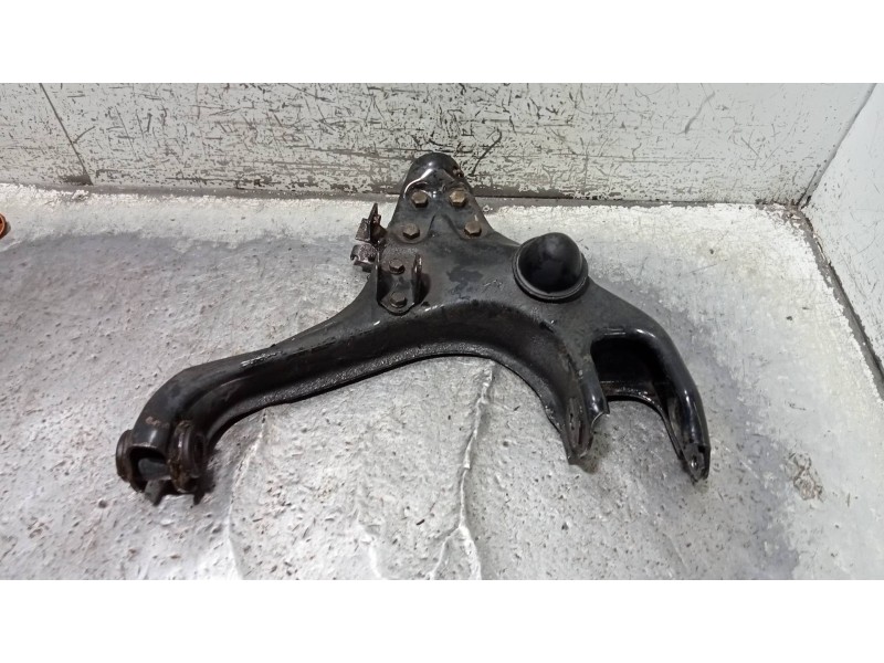 Recambio de brazo suspension inferior delantero derecho para mitsubishi montero sport (k90) 2.5 td gls referencia OEM IAM   
