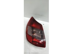 Recambio de piloto trasero izquierdo para renault scenic ii authentique referencia OEM IAM 8200127704E  